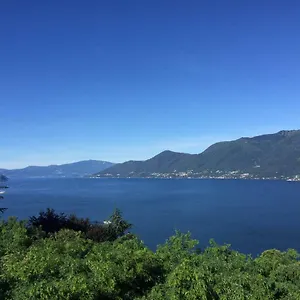 Moderne Mit Traumseeblick Maggiore Luino